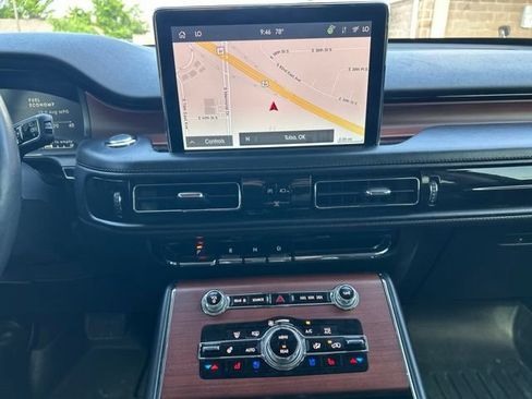 Used 2021 Lincoln Aviator Reserve w/ Equipment Group 208A RWD image 18