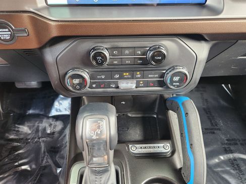 Used 2021 Ford Bronco Outer Banks w/ Sasquatch Package image 19
