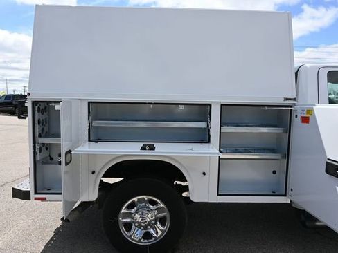 New 2025 RAM 3500 Tradesman AWD/4WD image 5