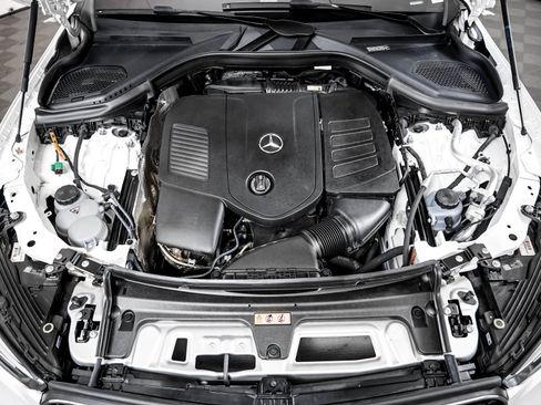 Certified 2025 Mercedes-Benz GLC 350e 4MATIC image 4