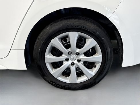 Used 2024 Toyota Corolla LE FWD image 36