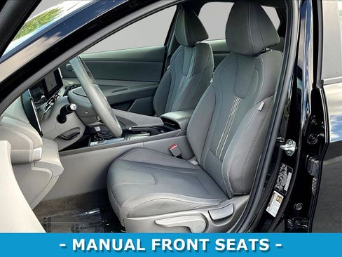 Used 2024 Hyundai Elantra SEL FWD image 20