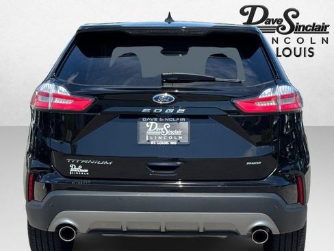 Used 2024 Ford Edge Titanium w/ Equipment Group 301A AWD/4WD image 4