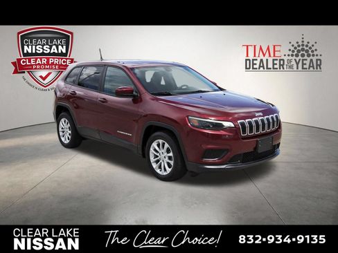 Used 2020 Jeep Cherokee Latitude w/ Mopar Interior Package FWD image 9