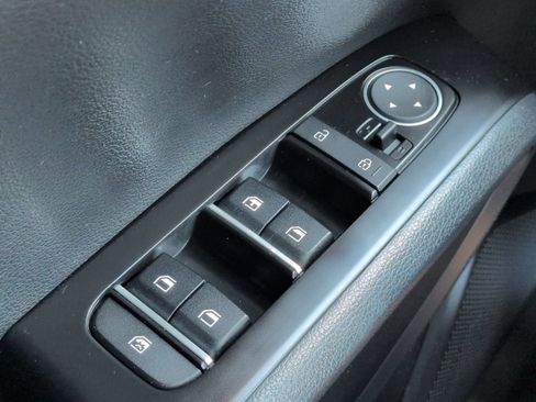 Certified 2023 Kia Soul EX FWD image 30