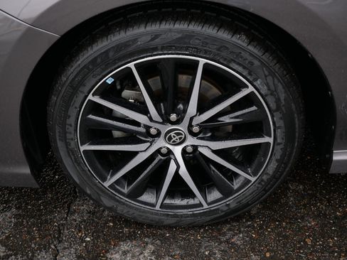 Certified 2023 Toyota Camry SE w/ Convenience Package image 15