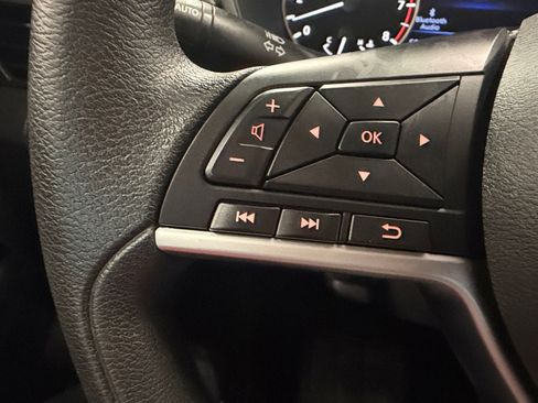 Used 2023 Nissan Altima 2.5 SV FWD image 17