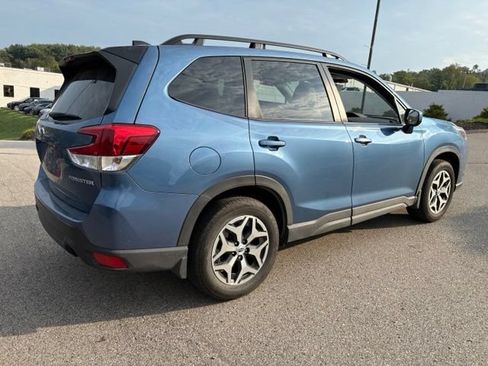 Used 2024 Subaru Forester Premium AWD/4WD image 7