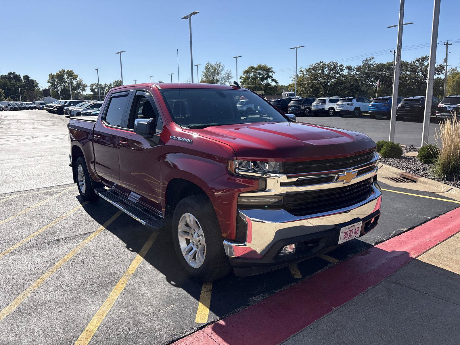 Used 2019 Chevrolet Silverado 1500 LT w/ All-Star Edition AWD/4WD image 3