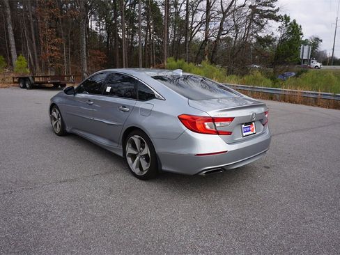 Used 2018 Honda Accord Touring image 23