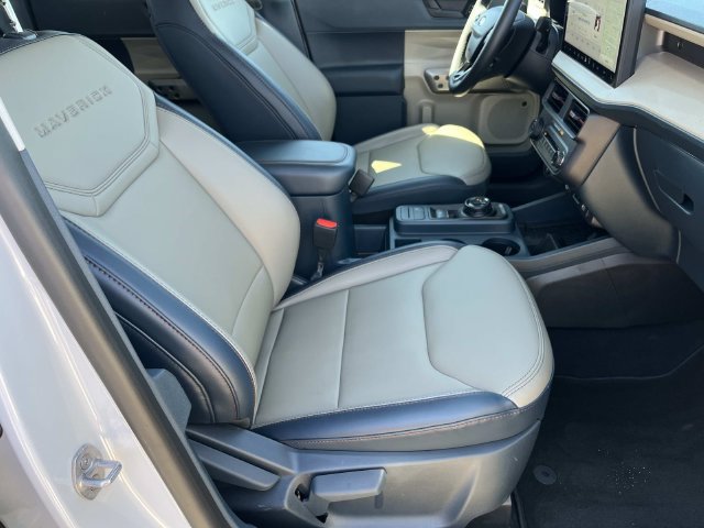 Used 2025 Ford Maverick Lariat w/ 4K Tow Package AWD/4WD image 22