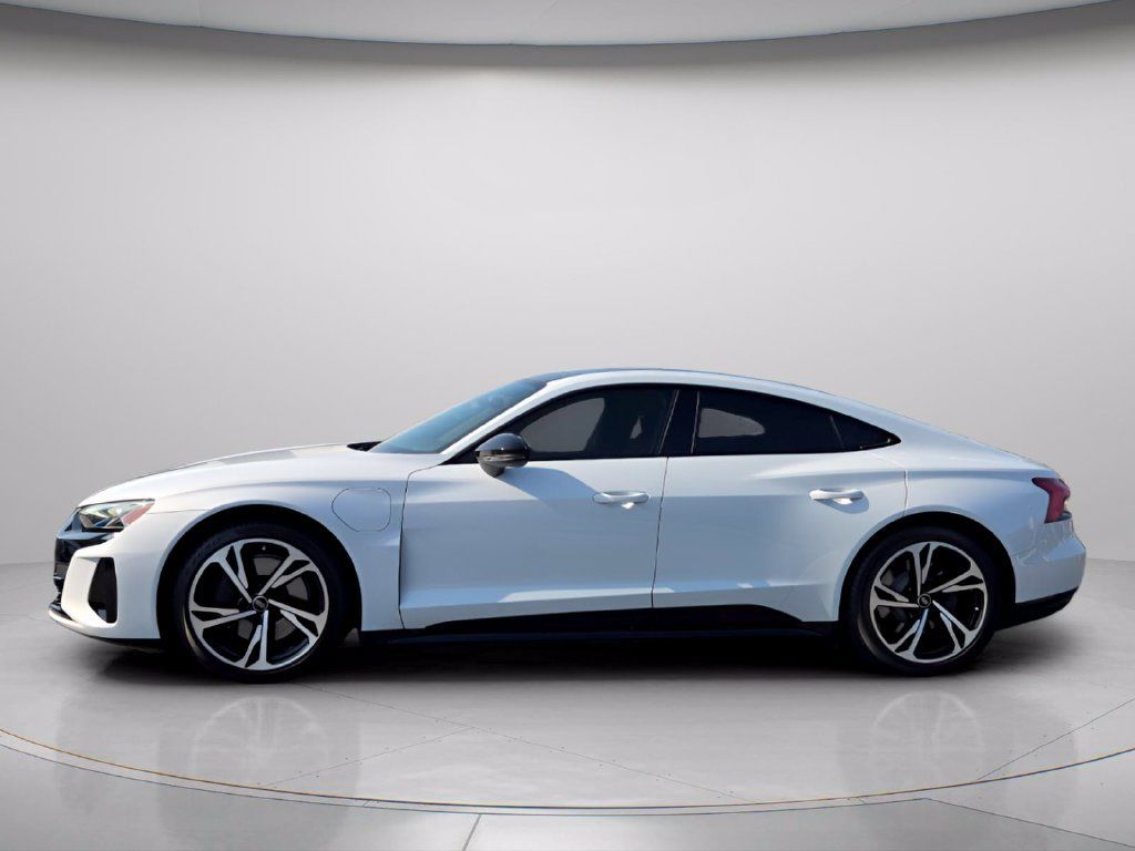 Used 2023 Audi e-tron GT Premium Plus w/ Performance Package AWD/4WD image 3