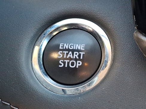 Certified 2023 Toyota Highlander LE image 23