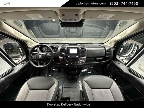 Used 2024 RAM ProMaster 2500 w/ Convenience Group image 25