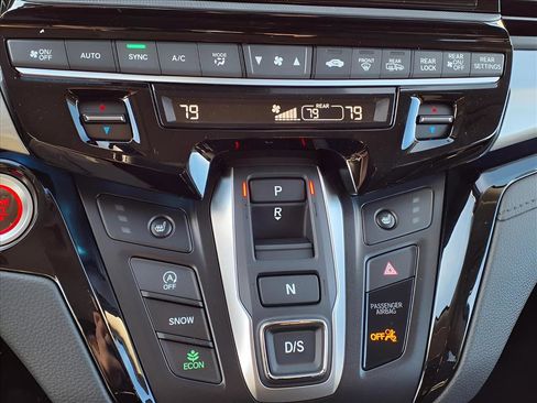 New 2026 Honda Odyssey Touring image 25