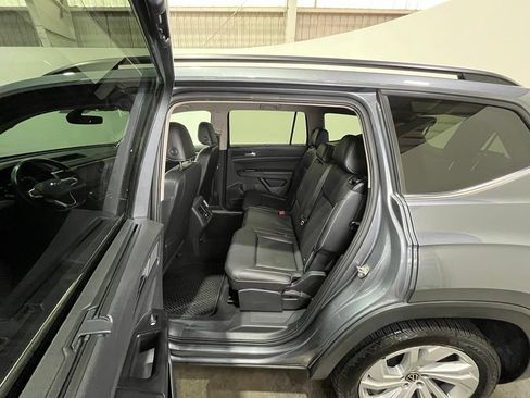 Used 2021 Volkswagen Atlas SE w/ Towing Package AWD/4WD image 18