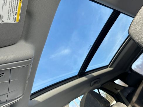 Certified 2023 Chevrolet Equinox LT image 37