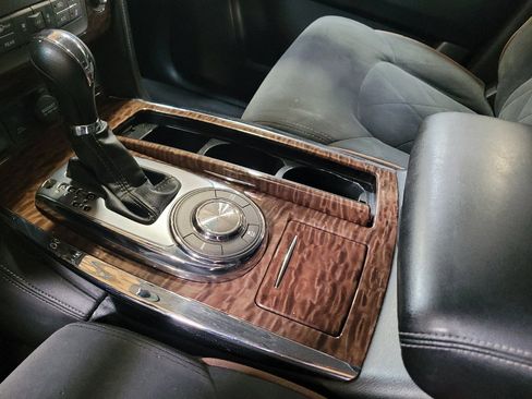 Used 2018 Nissan Armada SV w/ Driver Package RWD image 26