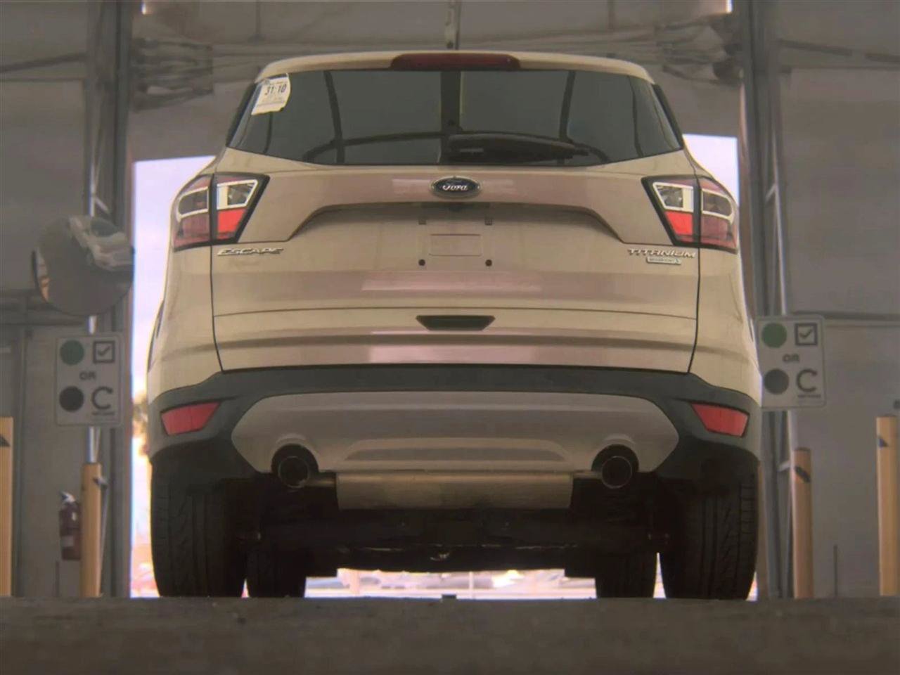 Used 2017 Ford Escape Titanium FWD image 7