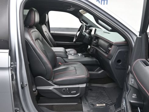 Used 2023 Ford Expedition Limited AWD/4WD image 9