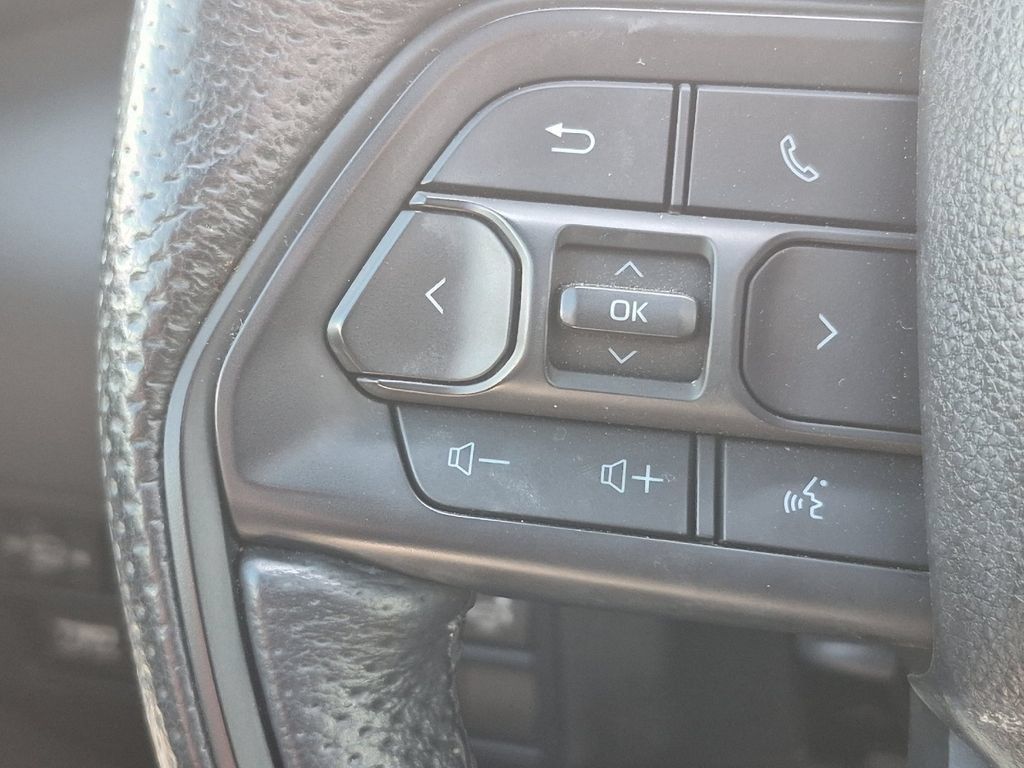 Used 2025 Toyota Sequoia TRD Pro AWD/4WD image 25