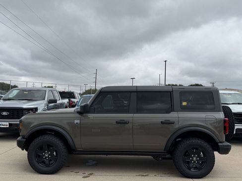 New 2025 Ford Bronco Big Bend w/ Black Diamond Package image 35
