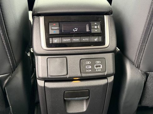 New 2026 Subaru Ascent Limited Bronze w/ Popular Package #2 AWD/4WD image 15