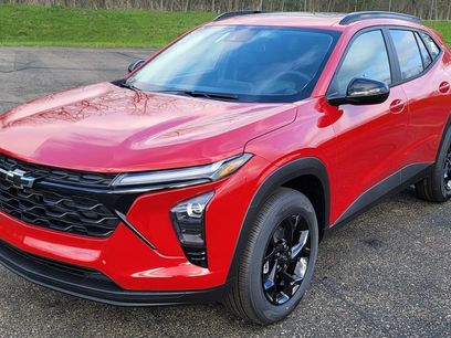 New 2026 Chevrolet Trax LT w/ Sunroof Package