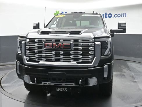 Used 2024 GMC Sierra 2500 Denali w/ Technology Package image 5