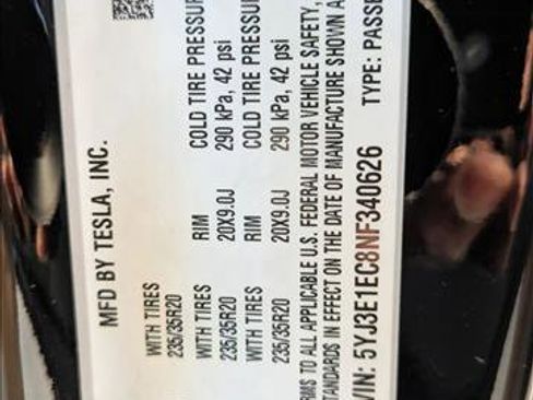 Used 2022 Tesla Model 3 Performance image 24