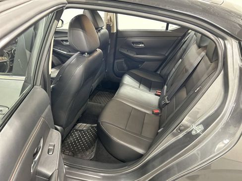 Used 2023 Nissan Sentra SR w/ SR Premium Package FWD image 20