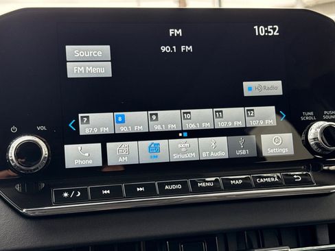 New 2025 Mitsubishi Outlander SE image 17