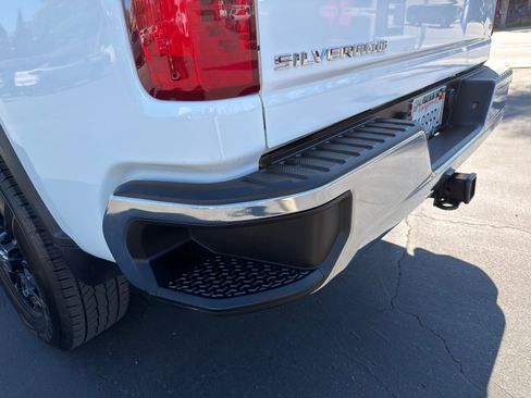 Used 2022 Chevrolet Silverado 2500 LT w/ Convenience Package image 20