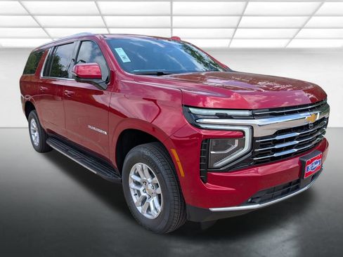 New 2026 Chevrolet Suburban LT w/ Comfort Package RWD image 1