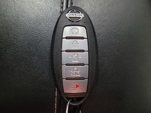Used 2019 Nissan Altima 2.5 SV AWD/4WD image 32