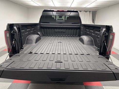 New 2025 GMC Sierra 2500 AT4 w/ AT4 Premium Plus Package image 24