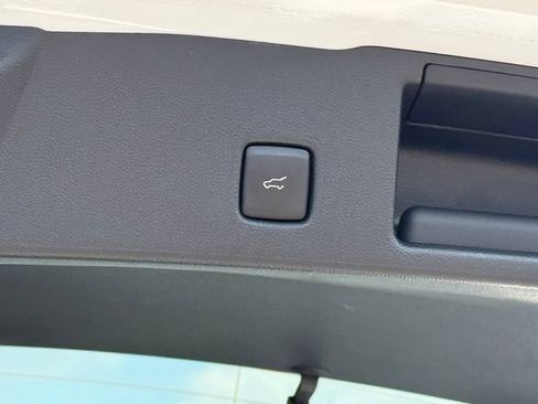 Certified 2023 Ford Escape ST-Line w/ Tech Pack #1 AWD/4WD image 28