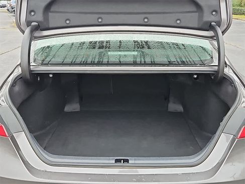 Used 2023 Toyota Camry SE image 24