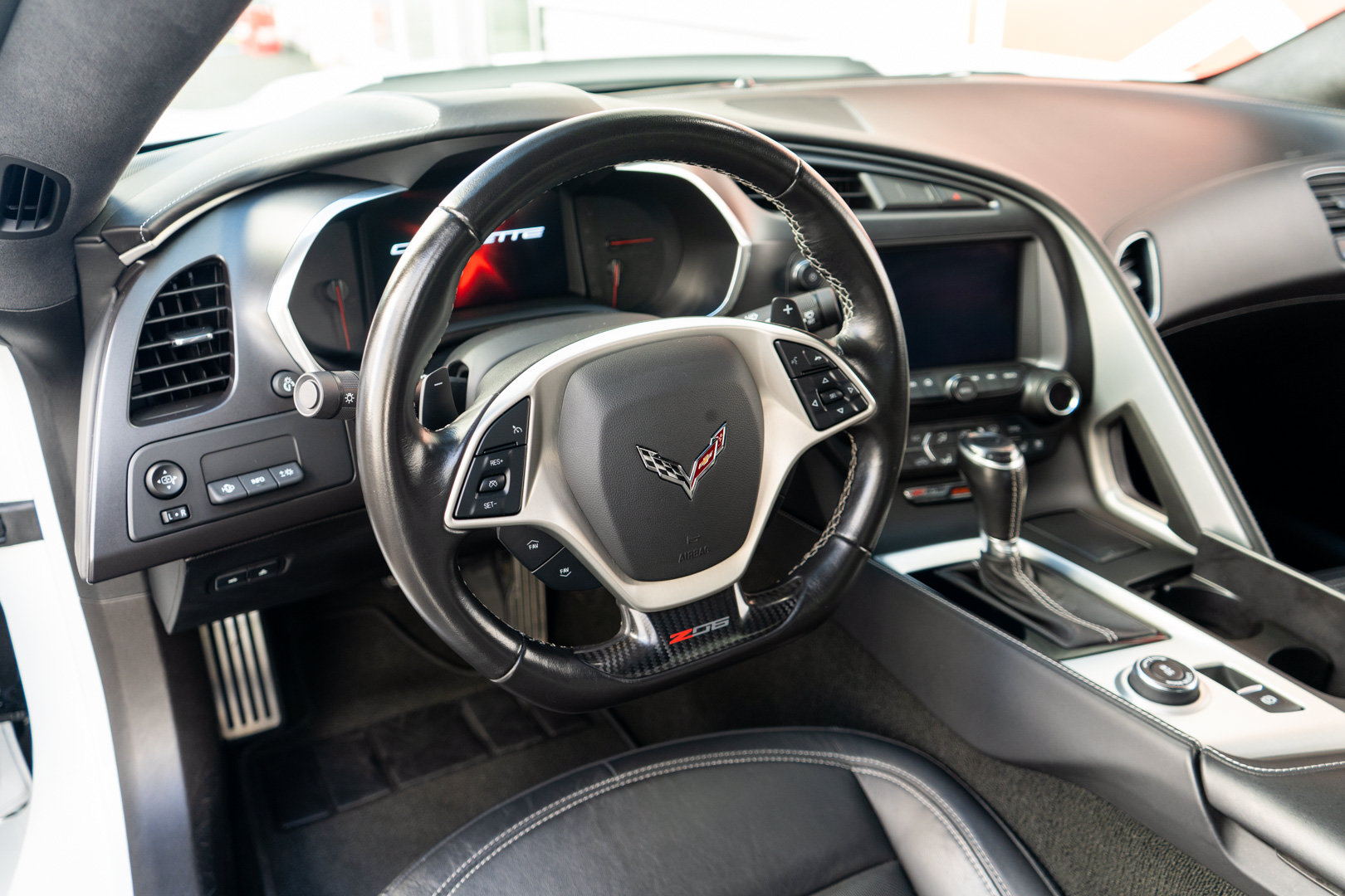 Used 2017 Chevrolet Corvette Z06 RWD image 17
