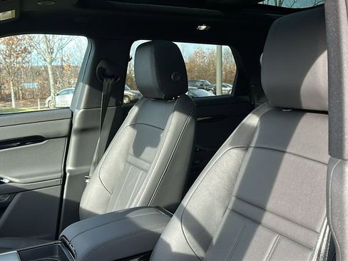 New 2026 Land Rover Range Rover Evoque S image 11