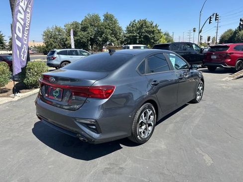 Used 2020 Kia Forte LXS FWD image 7