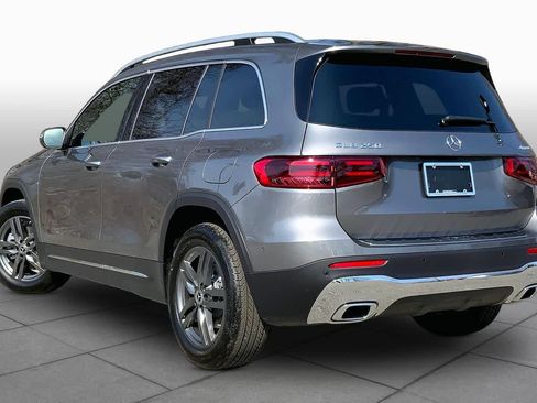 New 2026 Mercedes-Benz GLB 250 4MATIC image 16