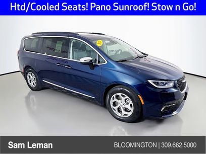 Used 2023 Chrysler Pacifica Limited