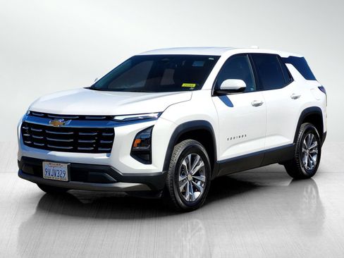 Used 2026 Chevrolet Equinox LT w/ Convenience Package II AWD/4WD image 11