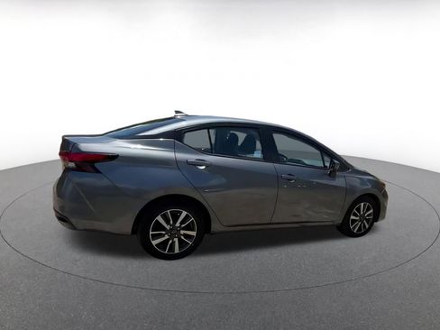 Used 2025 Nissan Versa SV FWD image 16