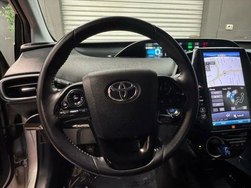 Used 2020 Toyota Prius Prime Limited image 15