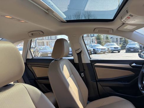 Used 2020 Volkswagen Jetta S image 28