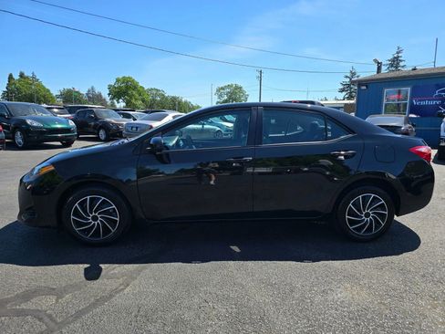 Used 2019 Toyota Corolla LE FWD image 2