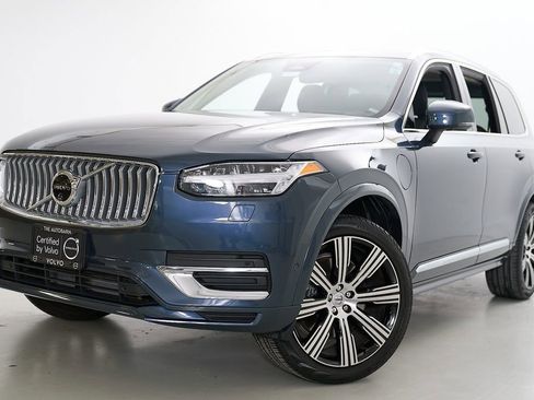 Certified 2024 Volvo XC90 T8 Ultimate w/ Lounge Package AWD/4WD image 2
