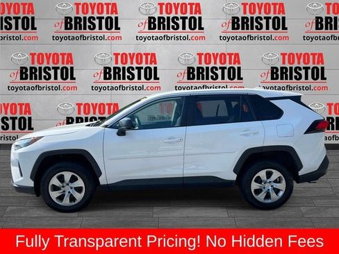 Used 2023 Toyota RAV4 LE AWD/4WD image 7